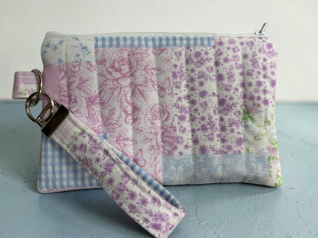 Charming Handmade Quilted Wristlet: Style Meets Function!