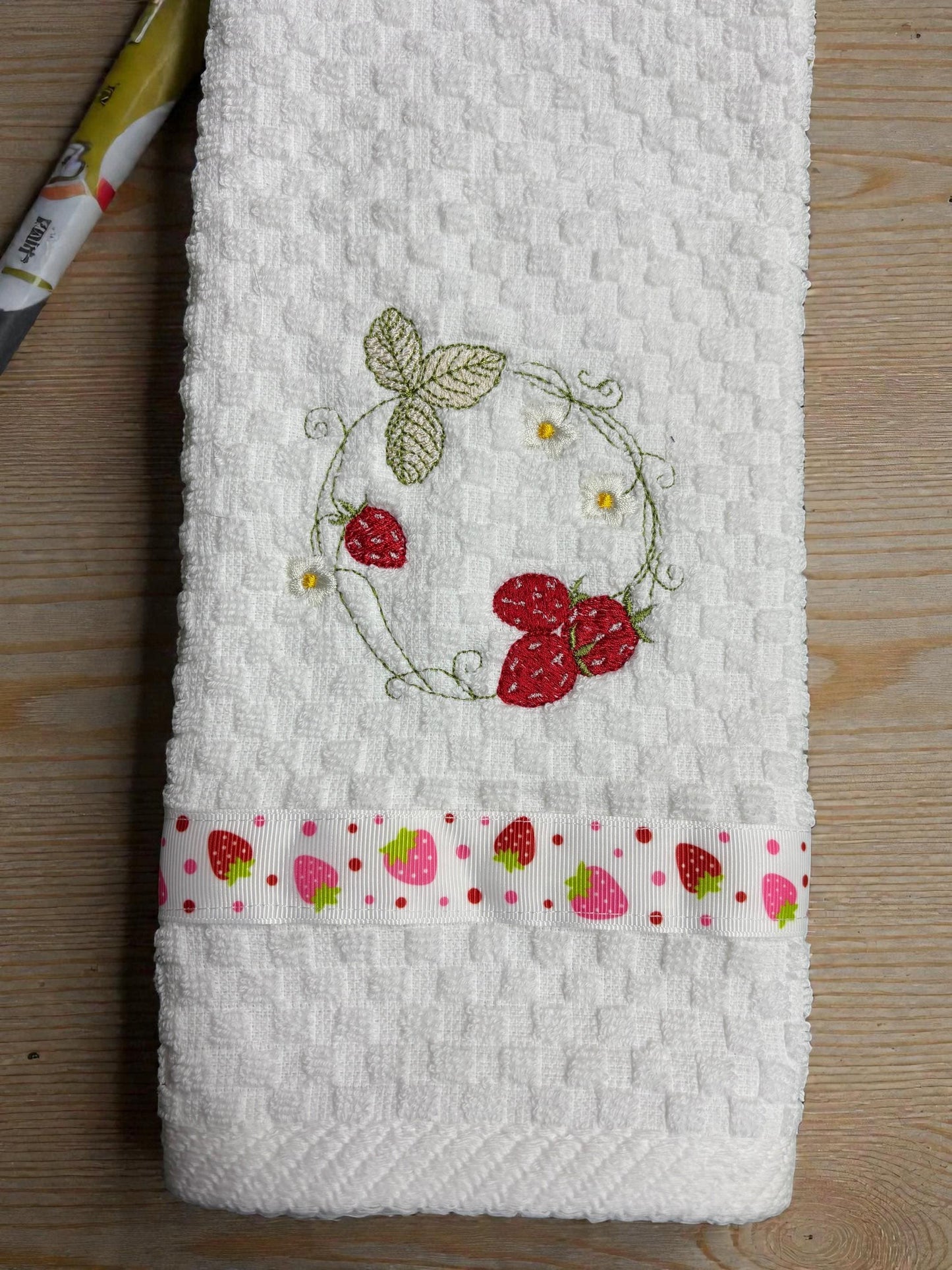 Stitching Up Style: Cute Embroidered Kitchen Towels