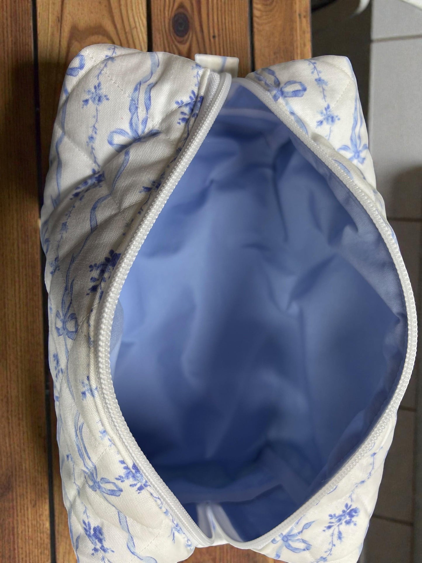 Elevate Your Beauty Game with This Quilted Makeup Bag!