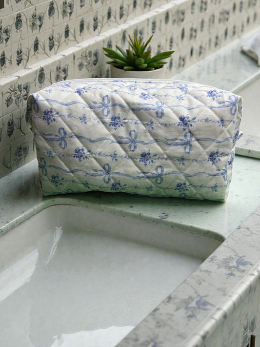Elevate Your Beauty Game with This Quilted Makeup Bag!