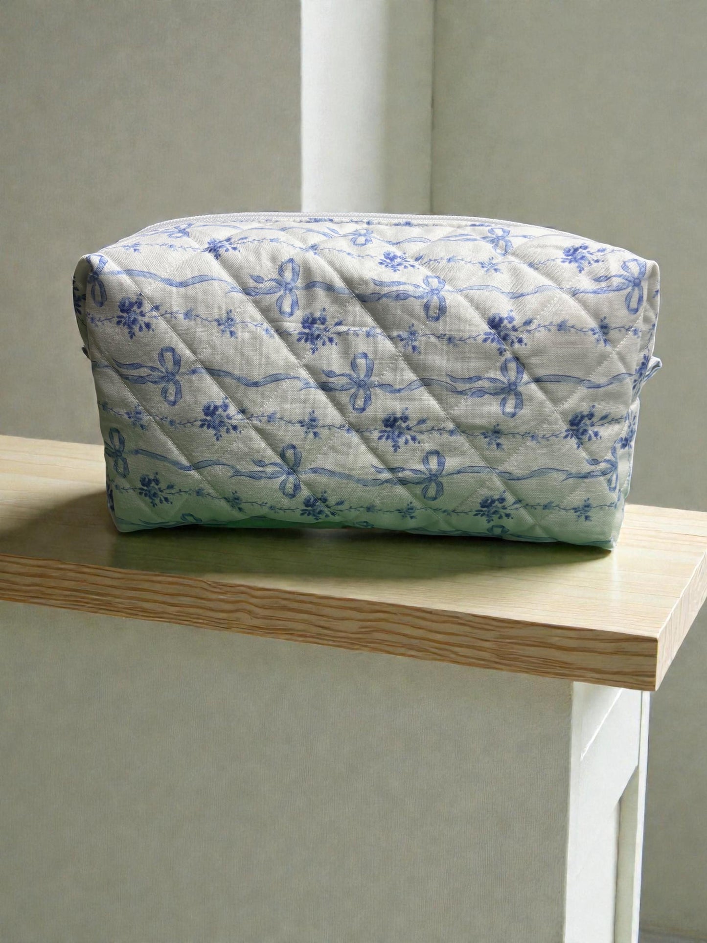 Elevate Your Beauty Game with This Quilted Makeup Bag!