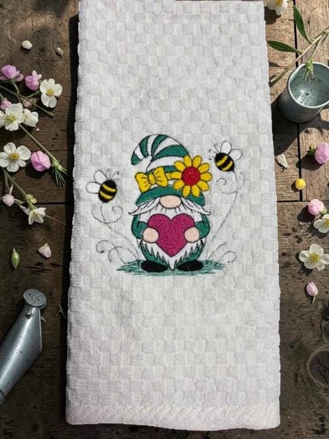 Elevate Your Kitchen Style with Embroidered Towels