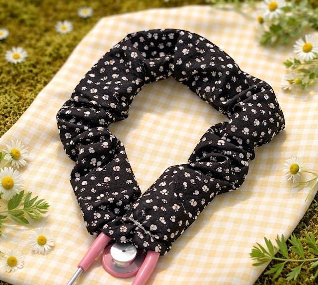 Furry Fun: Adorable Paw Prints Stethoscope Cover!"