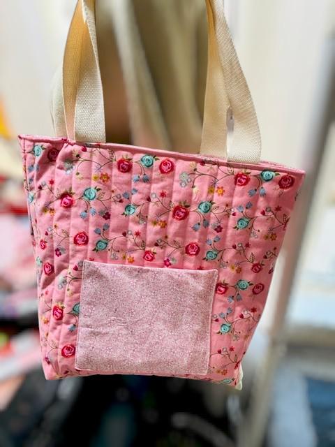 Cozy Chic: Your Perfect Quilted Tote Awaits!